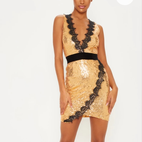 PrettyLittleThing Dresses & Skirts - PRETTY LITTLE THING Gold lace bodycon dress 🆕